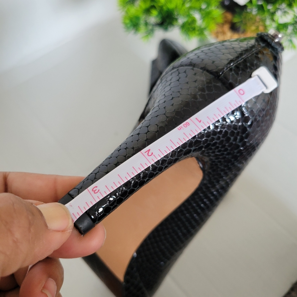 %Authentic Stuart Weitzman High Heels Black Heels… - image 8